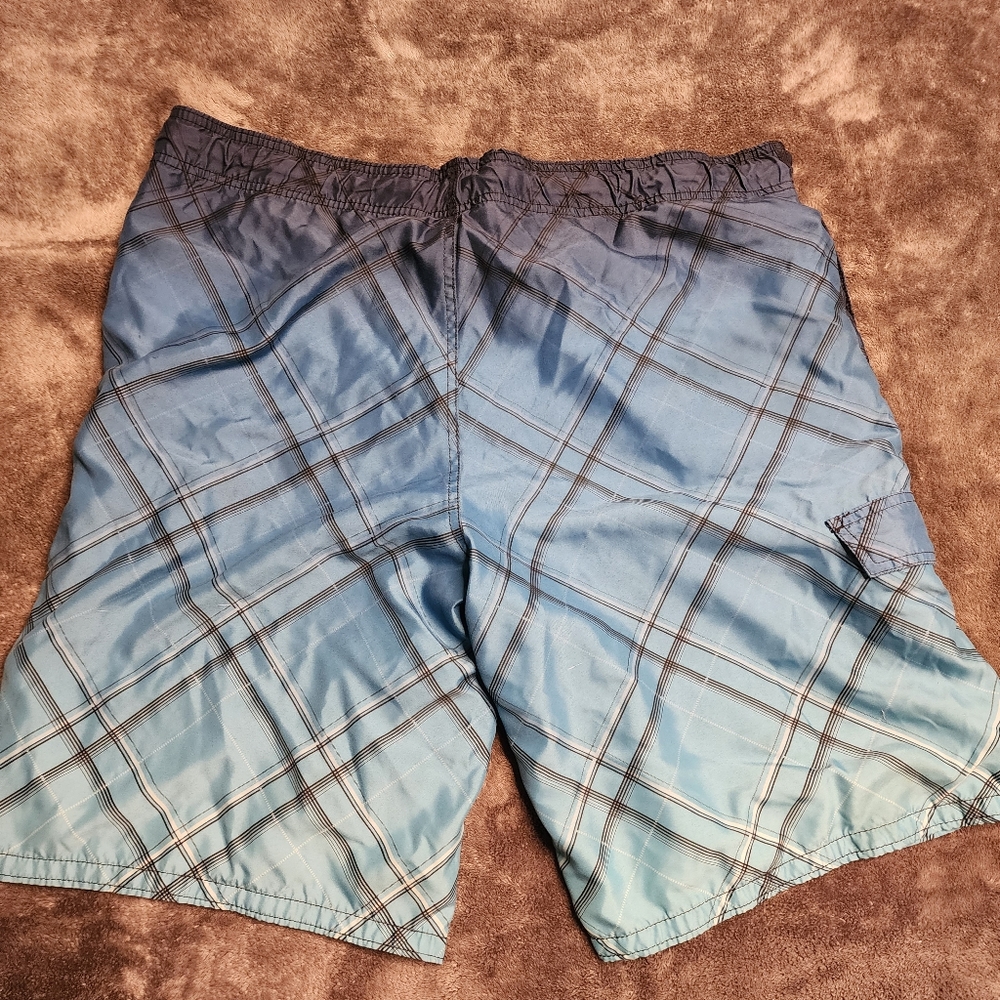 SWIM TRUNKS